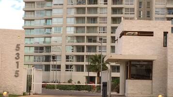 مدخل المنشأة