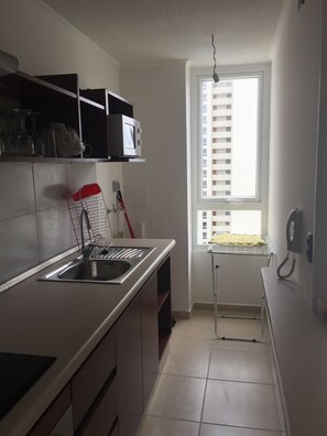 Apartment, 3 Bedrooms, Private Bathroom | Private kitchen