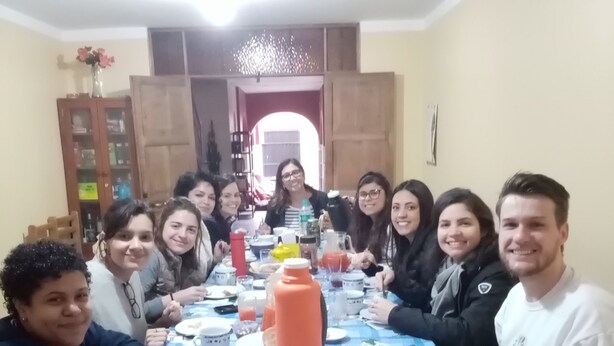 Free daily continental breakfast - Honey House (Arequipa)