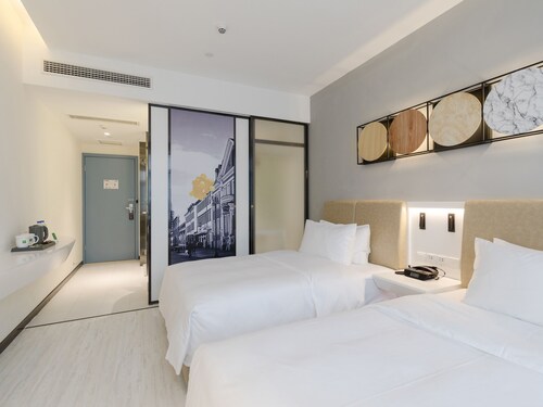 ibis Styles Chengdu Chunxi Taikoo Li Hotel