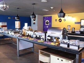 Café da manhã continental grátis todos os dias