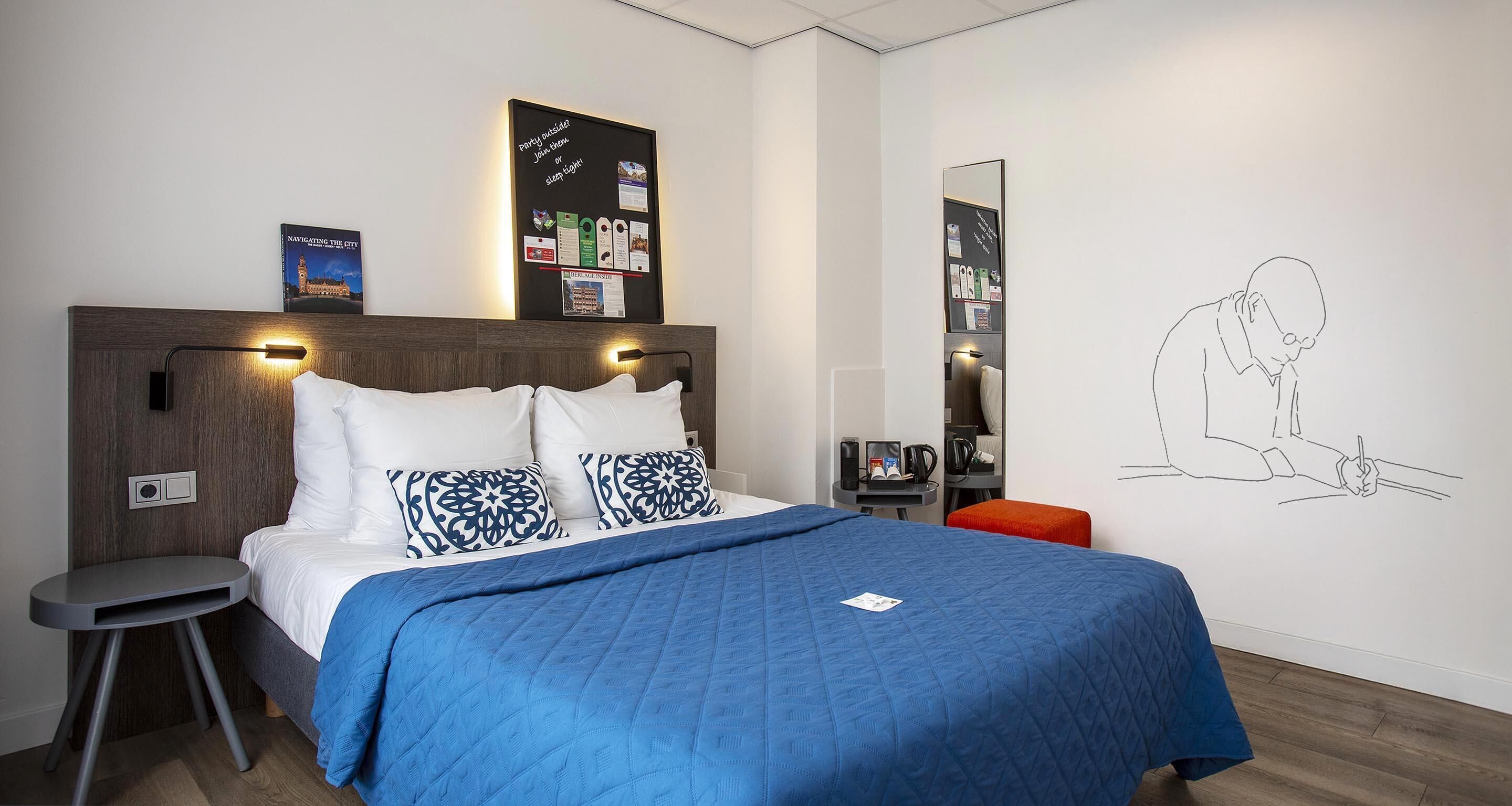 Standard Room, 1 Queen Bed, Non Smoking | Premium bedding, memory-foam beds, in-room safe, desk