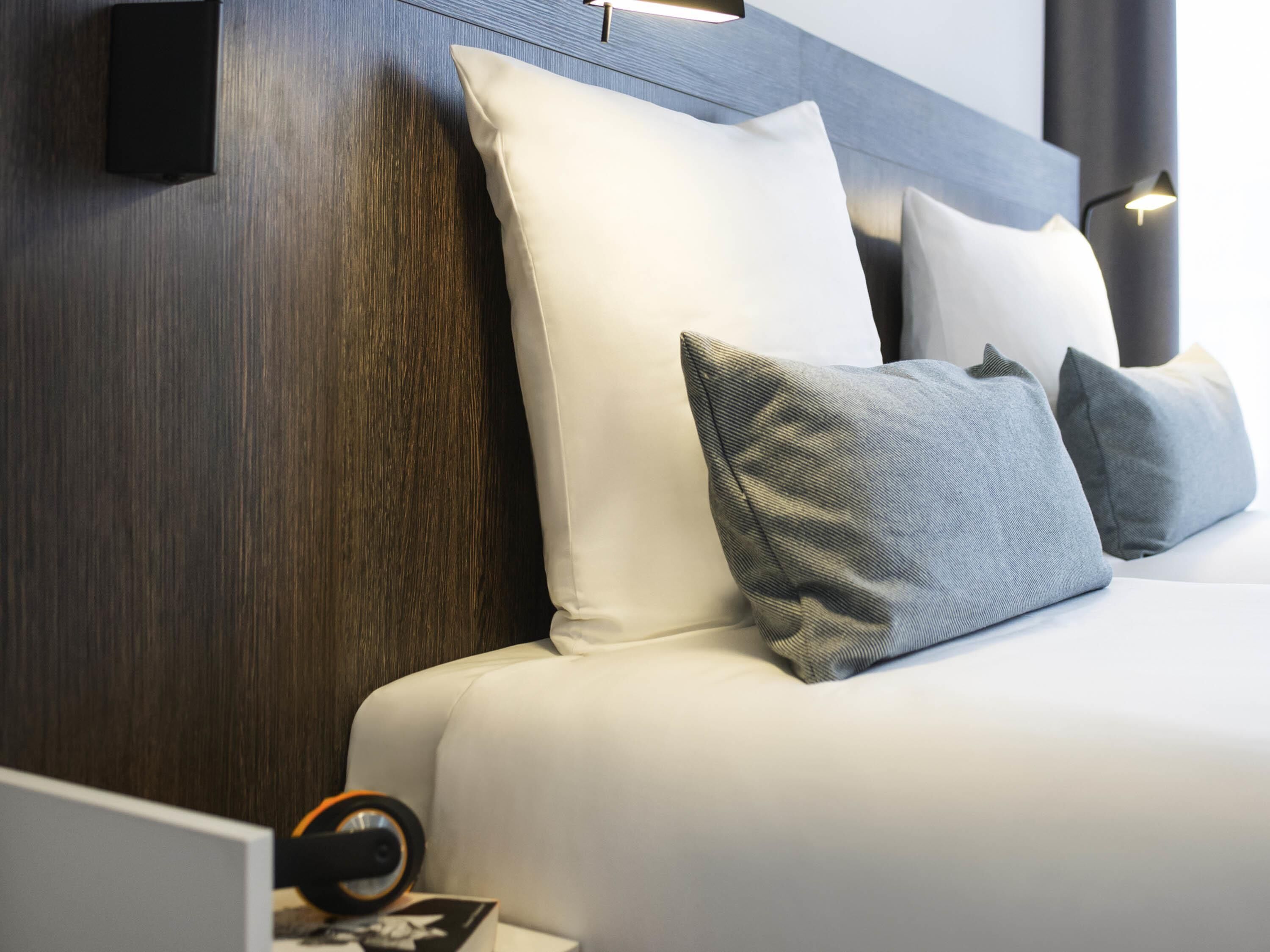 hypo-allergenic bedding, in-room safe, desk, blackout curtains