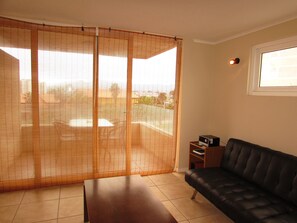 Apartment, 1 Bedroom, Private Bathroom | Living area