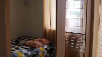 1 chambre, fer et planche à repasser, Wi-Fi, draps fournis