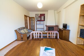 Dining - Quinta da Armada, Apartamento em Braga by House and People (Braga)