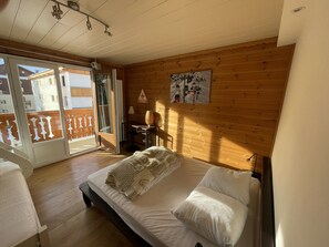 3 Schlafzimmer, Bügeleisen/Bügelbrett, WLAN
