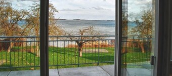 Bauhaus house on spacious grounds with a private water access