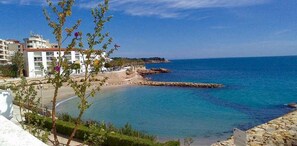 On the beach - House with private pool 25min from the beach Port aventura (Ametlla De Mar, L')