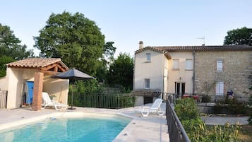 Piscine extérieure