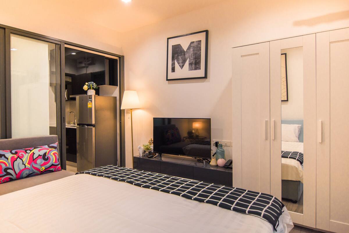 1 bedroom, desk, blackout curtains, iron/ironing board (on request)
