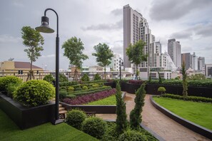 Property grounds - Roomme Hospitality The Rich Branch (Bangkok)