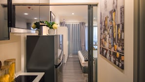 Unclassified image, 3 of 20, button - Roomme Hospitality The Rich Branch (Bangkok)