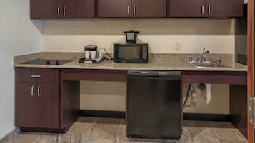 Premium bedding, pillowtop beds, in-room safe, desk