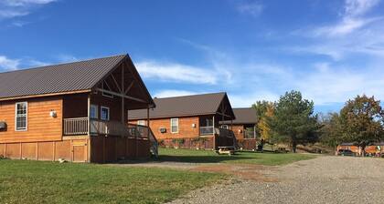 Cooperstown Double Play Cabins 4 Near Baseball