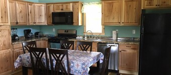 Cooperstown Double Play Cabins 4 Near Baseball