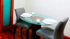 Executive Suite | In-room dining - Condesa Suites (Mexico City)