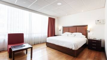 In-room safe, blackout drapes, iron/ironing board, free WiFi