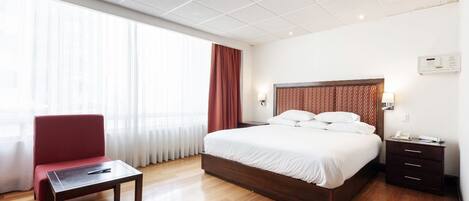 Een kluis op de kamer, verduisterende gordijnen