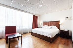 In-room safe, blackout drapes, iron/ironing board, free WiFi