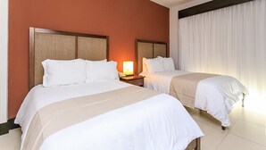 Kondominium | 2 kamar tidur, Wi-Fi gratis, dan seprai linen