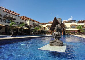 Outdoor pool - Aldea Thai 01 by Tripintravel (Playa del Carmen)