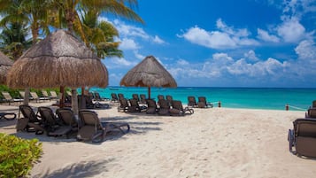 Playa en los alrededores