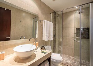 Condo | Bathroom | Shower, free toiletries, hair dryer, towels