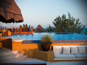 Outdoor pool - Pueblito Luxury Penthouse by Tripintravel (Playa del Carmen)