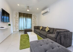 Penthouse | Living room