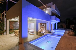 Outdoor pool - Oceanfront Exclusive Home (Playa del Carmen)