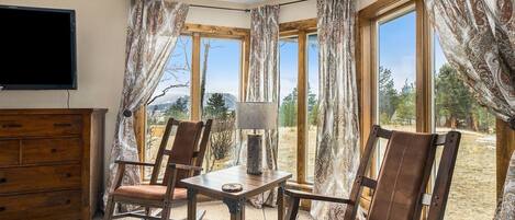 House, 3 Bedrooms | Interior