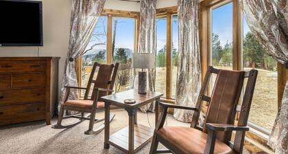 Snowline Vista Lodge -- Ev #3296 3 Bedroom Home by RedAwning