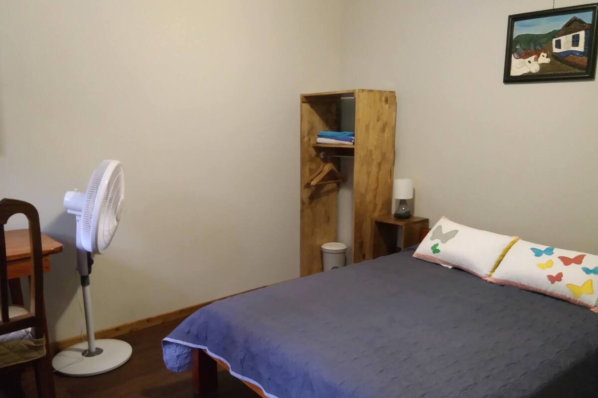1 bedroom, in-room safe, desk, WiFi (free)