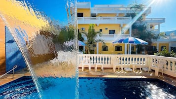 Outdoor pool, pool loungers