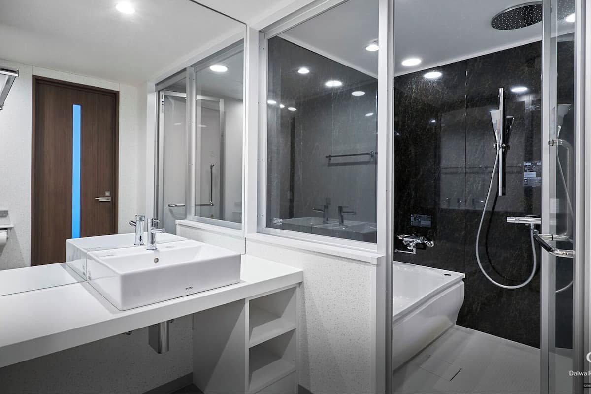 down duvets, in-room safe, desk, blackout curtains