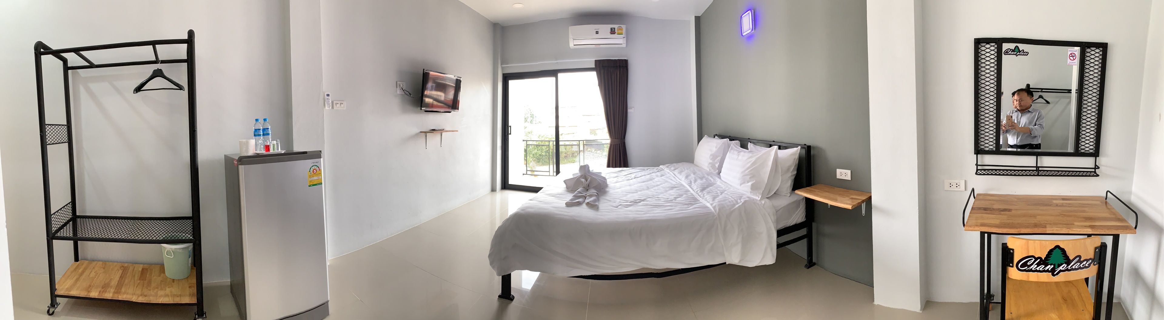 Standaard tweepersoonskamer | Kameruitzicht