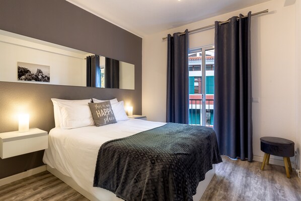 Lägenhet Deluxe - 1 sovrum - uteplats | 1 sovrum, sängtillbehör av högsta kvalitet och individuell inredning