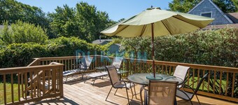 Betaalbare Ranch, drie blokken van het strand, een eigen terras en een achtertuin