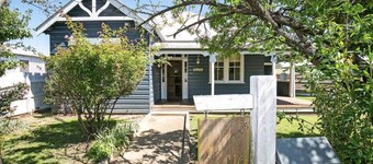Fully equipped, centrally located and close to Armidale Hospital
