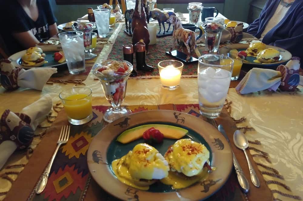 Anchorage Farm B&B