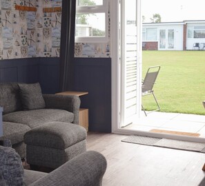 Interior - Modern and airy detached chalet close to the beach and to explore Norfolk Broads (Great Yarmouth)