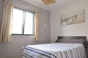 3 bedrooms, iron/ironing board, travel cot, free WiFi