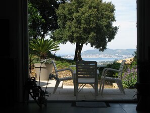 Interior - stunning views and tranquility (la cadiere d azur)