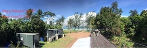 Na praia