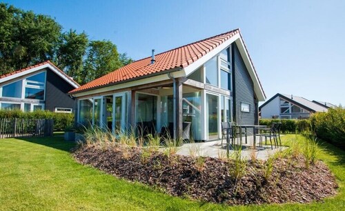 Zonnedorp 12 Villa de vacances près de la plage avec animation