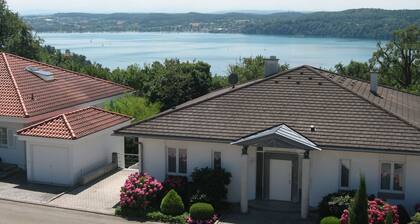 Apartment in the countryside and yet within walking distance to Ueberlingen.