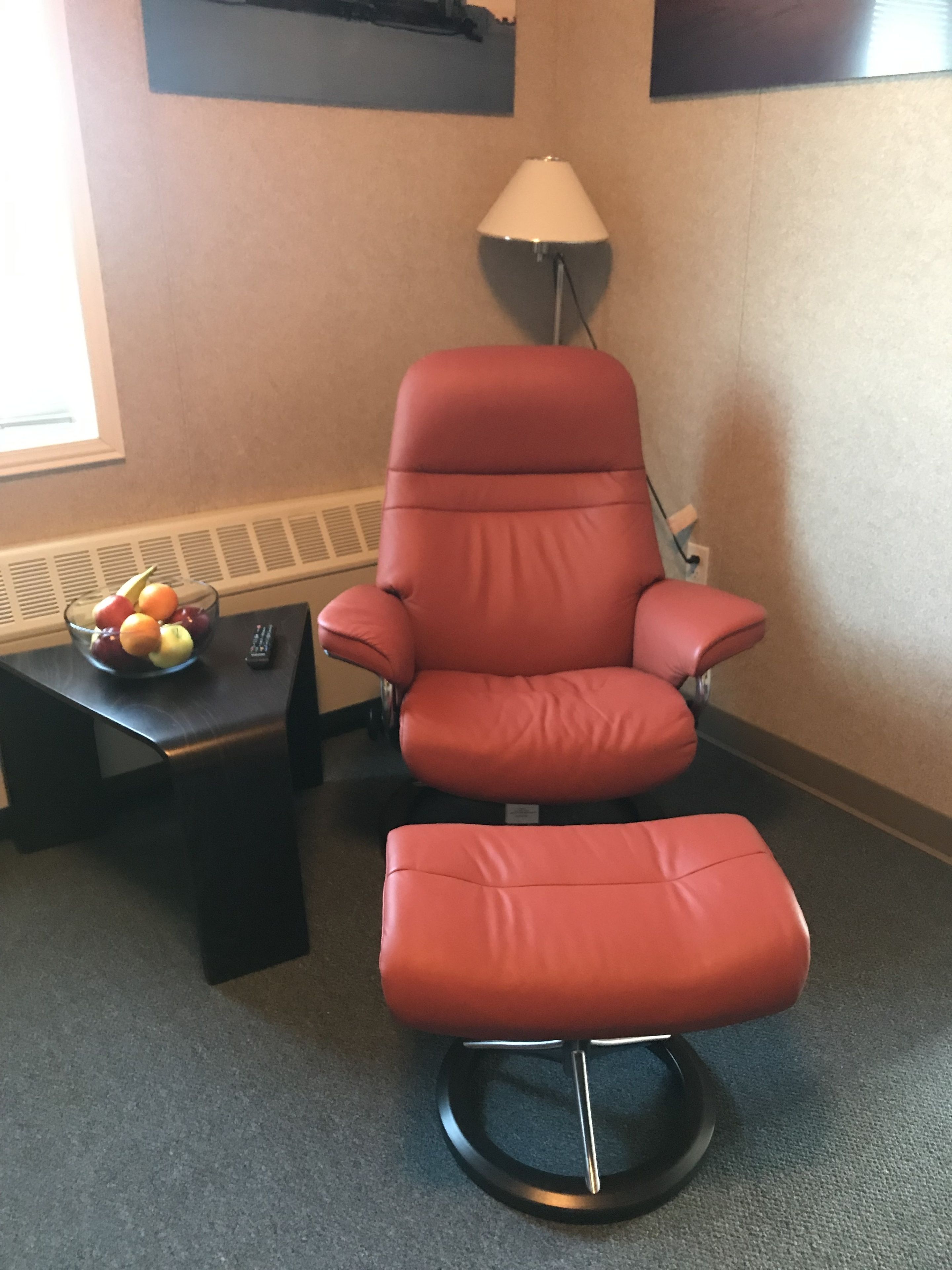 executive room w/ double size bed, large desk & kitchenette | living area | 32-inch flat-screen tv with satellite channels, tv