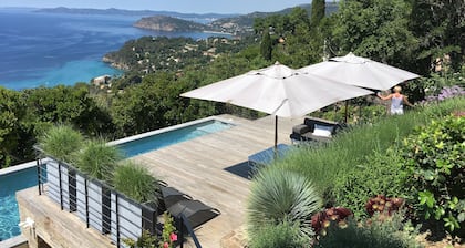 Villa contemporánea, vista al mar, comodidad, 5 habitaciones., 11 pers., Piscina 3,6x10,6m