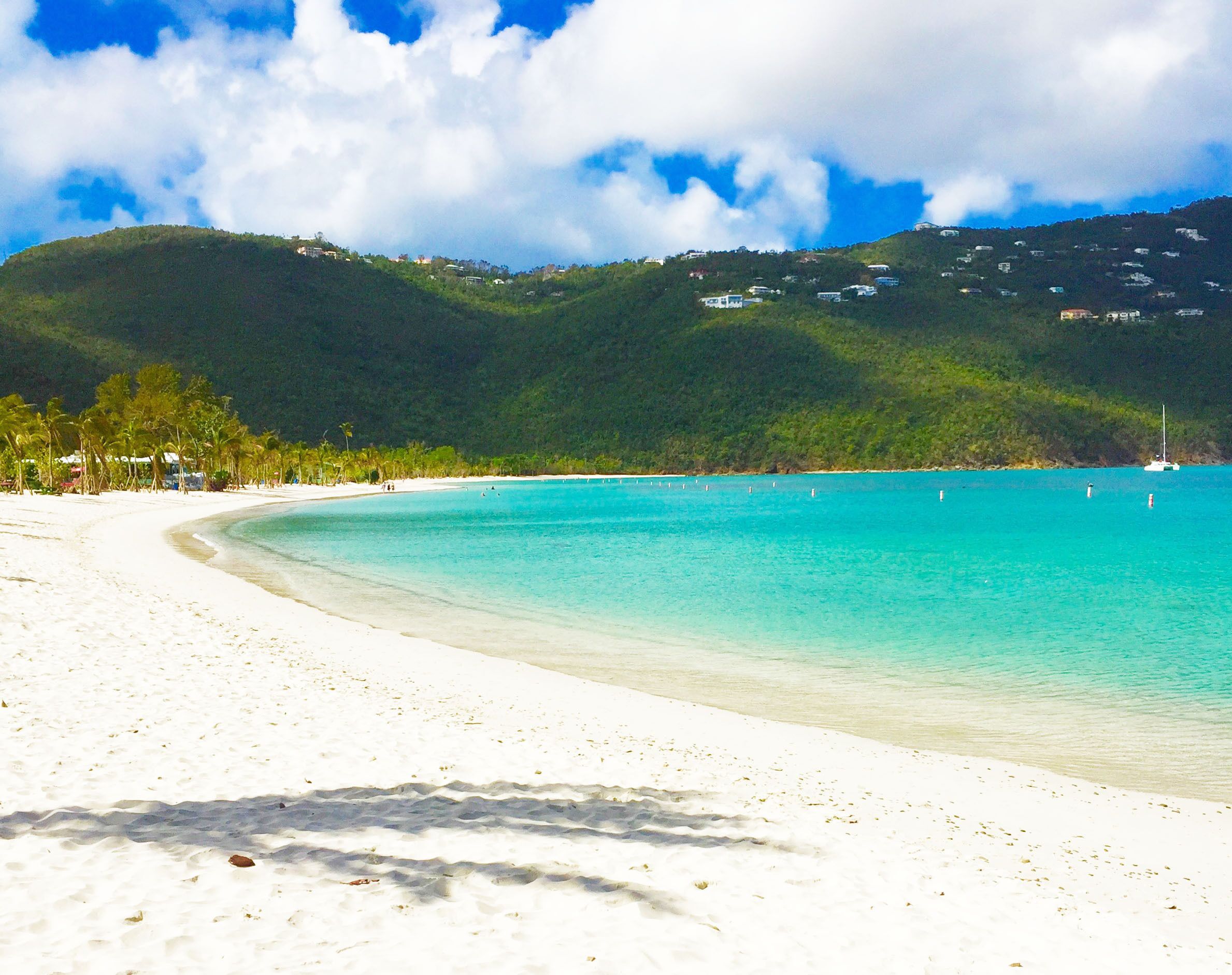 Beach nearby, sun loungers, beach towels